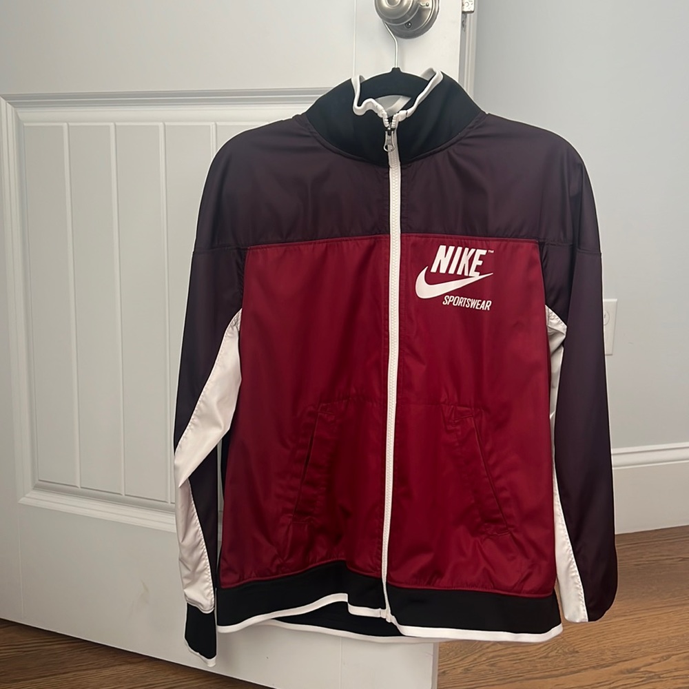 Nike sports jacket maroon